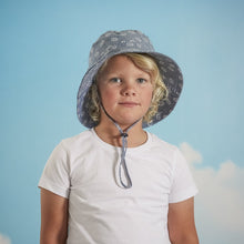 将图片加载到图库查看器,Skulls Bucket Hat