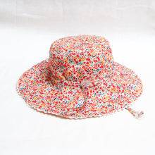 将图片加载到图库查看器，Hat Liberty Phoebe Flowers
